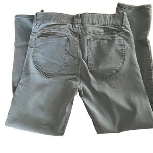 Democracy size 2 stretchy blue skinny jeans! Bundle 3 pairs of pants for $35!